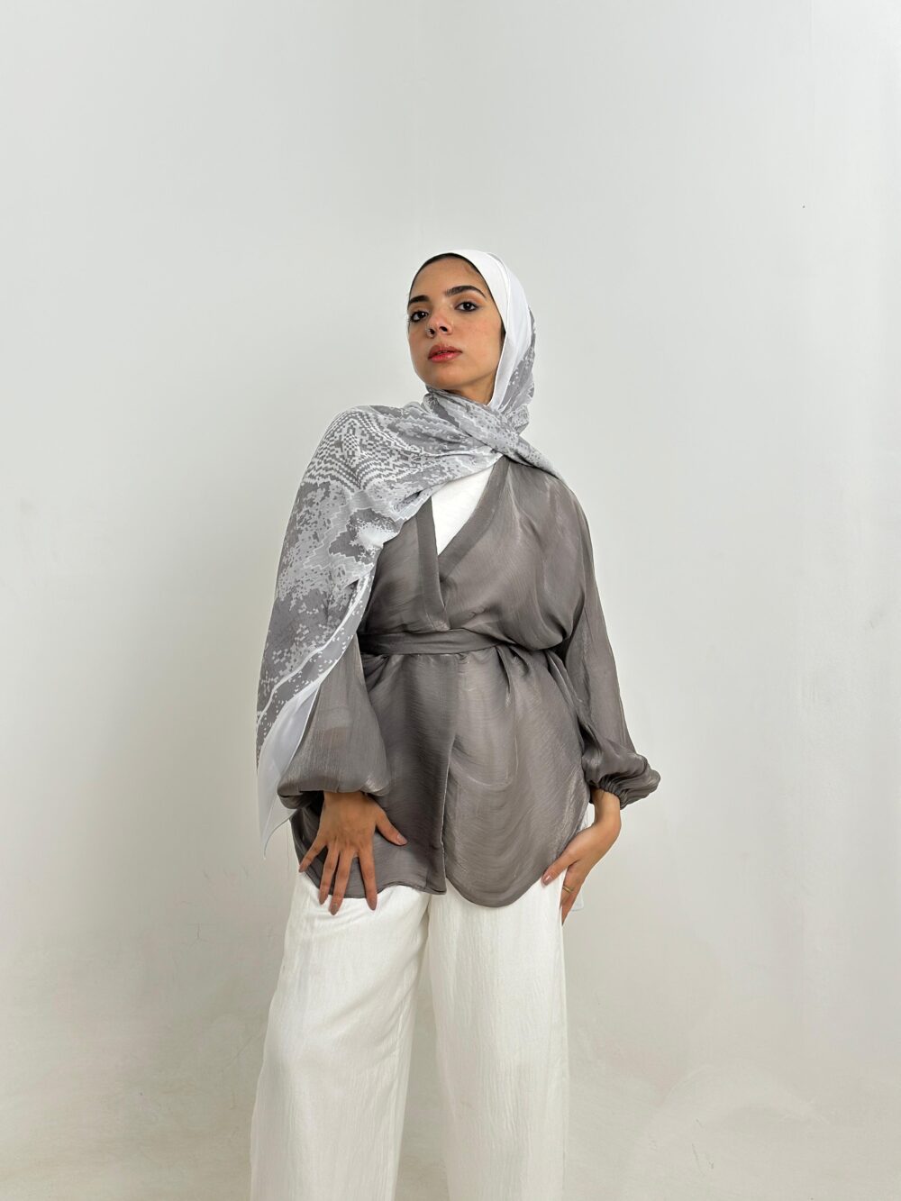 Grey Soirée Blouse - Image 4