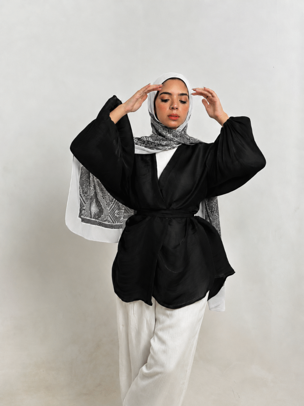 Black soirée blouse - Image 4