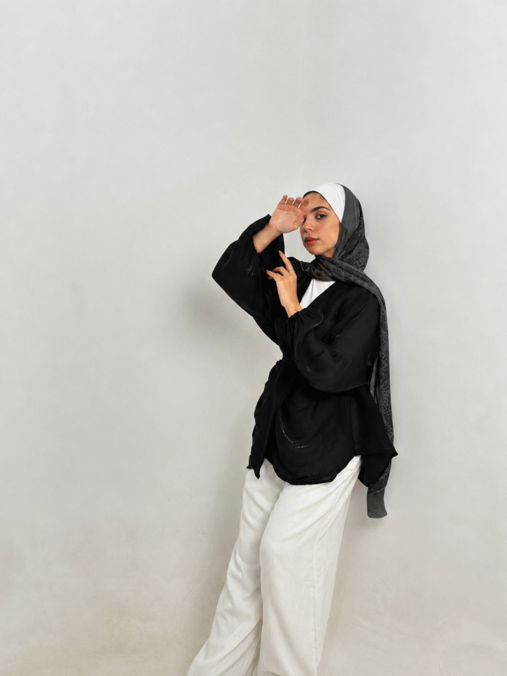 Black soirée blouse - Image 2
